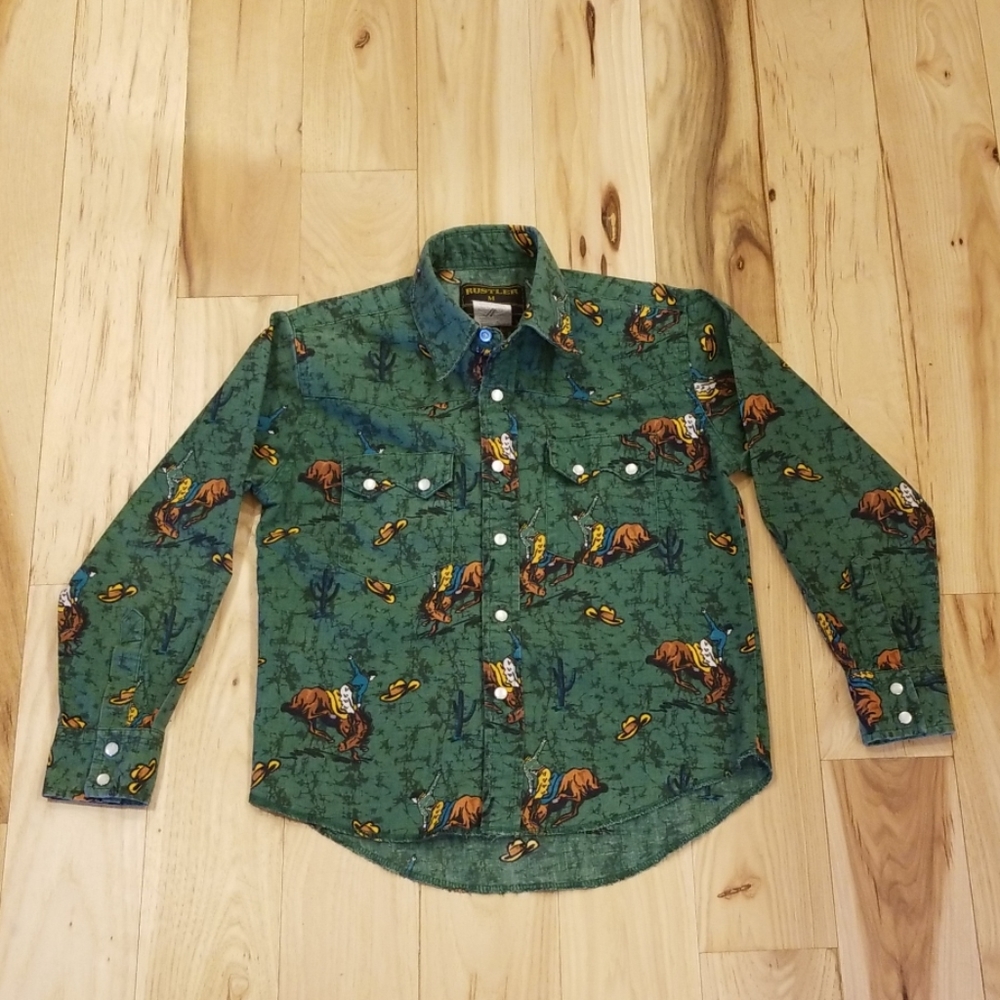 Western style pearl snap